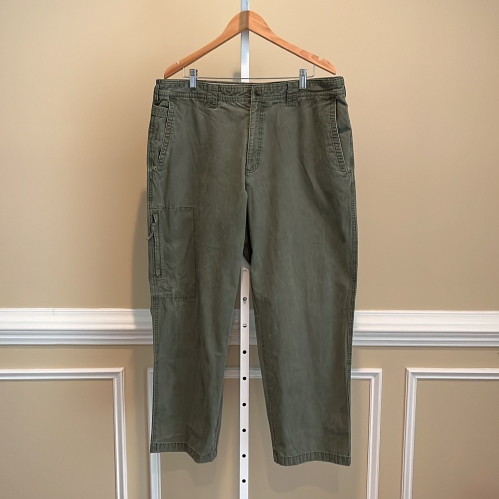 Columbia Mens !00% Cotton Kaki Green Peached Canvas Cargo Pants Size 40